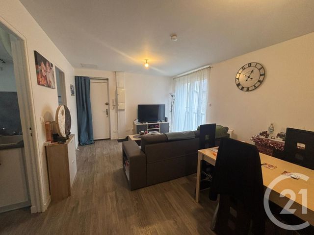 Appartement F2 &agrave; louer - 2 pi&egrave;ces - 54,06 m2 - Fublaines - 77 - ILE-DE-FRANCE