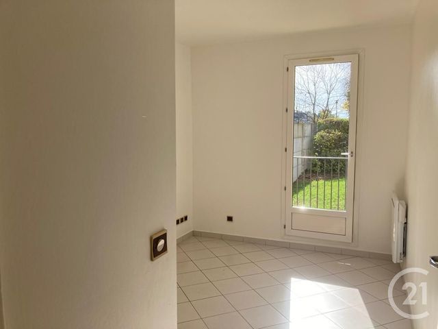 Appartement F2 &agrave; louer - 2 pi&egrave;ces - 41,84 m2 - Claye Souilly - 77 - ILE-DE-FRANCE
