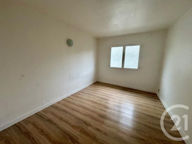 Appartement F2 &agrave; louer - 2 pi&egrave;ces - 41,69 m2 - Claye Souilly - 77 - ILE-DE-FRANCE