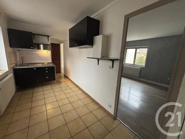 Appartement F2 &agrave; louer - 2 pi&egrave;ces - 41,69 m2 - Claye Souilly - 77 - ILE-DE-FRANCE