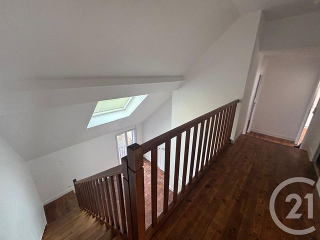 Appartement F2 &agrave; louer - 2 pi&egrave;ces - 63,34 m2 - Provins - 77 - ILE-DE-FRANCE