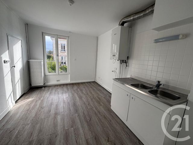 Appartement F2 &agrave; louer - 2 pi&egrave;ces - 63,34 m2 - Provins - 77 - ILE-DE-FRANCE