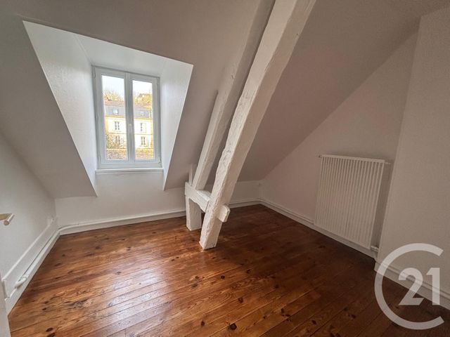 Appartement F2 &agrave; louer - 2 pi&egrave;ces - 63,34 m2 - Provins - 77 - ILE-DE-FRANCE