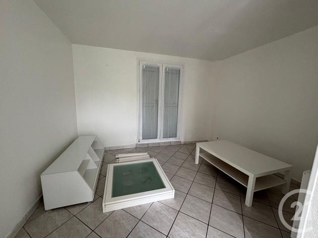 Appartement Duplex &agrave; louer - 2 pi&egrave;ces - 32,13 m2 - St Mesmes - 77 - ILE-DE-FRANCE