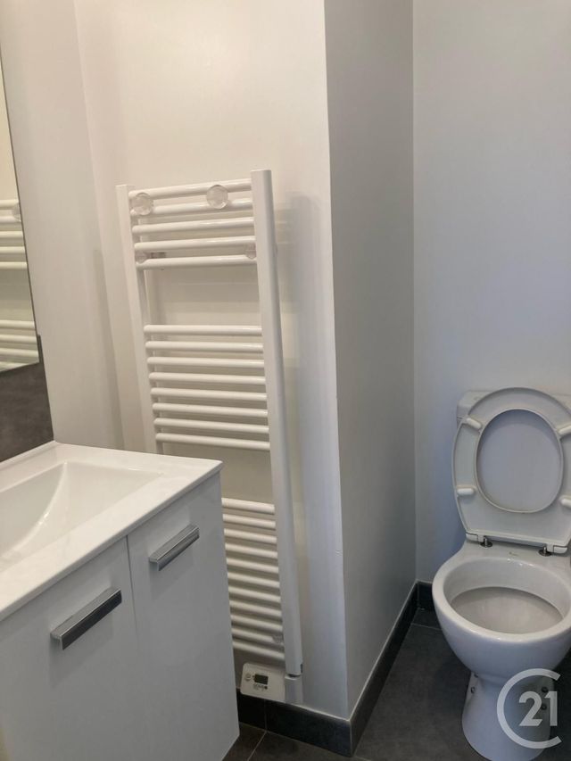 Appartement Studio &agrave; louer - 1 pi&egrave;ce - 17,17 m2 - Meaux - 77 - ILE-DE-FRANCE