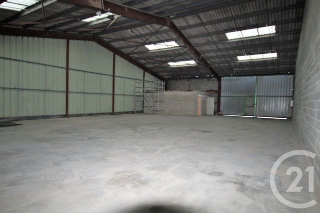 Divers &agrave; louer - 366,76 m2 - Villevaude - 77 - ILE-DE-FRANCE