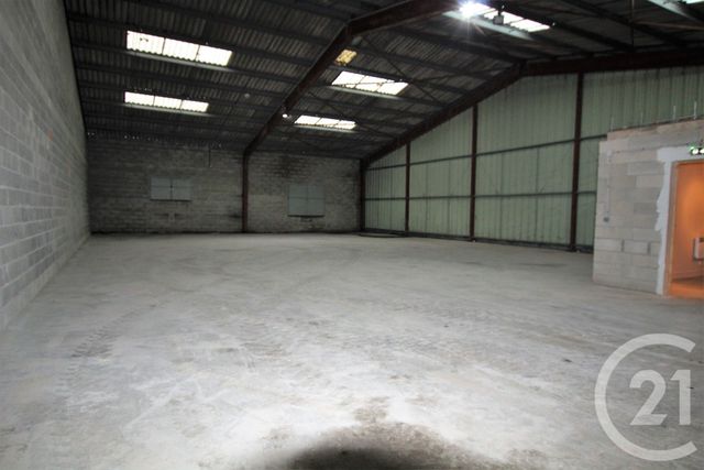 Divers &agrave; louer - 366,76 m2 - Villevaude - 77 - ILE-DE-FRANCE