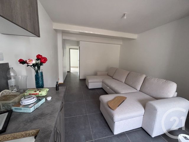 Appartement F3 &agrave; louer - 3 pi&egrave;ces - 55,01 m2 - Fublaines - 77 - ILE-DE-FRANCE