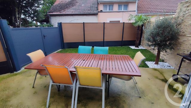 Maison &agrave; louer - 4 pi&egrave;ces - 75,50 m2 - Villevaude - 77 - ILE-DE-FRANCE