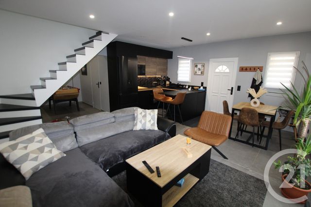 Maison &agrave; louer - 4 pi&egrave;ces - 75,50 m2 - Villevaude - 77 - ILE-DE-FRANCE