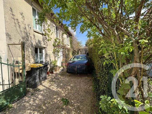 Maison &agrave; vendre - 5 pi&egrave;ces - 96 m2 - Le Plessis Aux Bois - 77 - ILE-DE-FRANCE