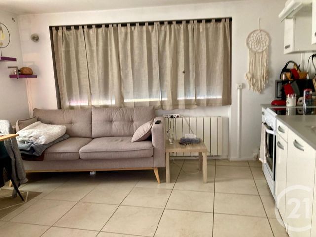 Appartement F2 &agrave; louer - 2 pi&egrave;ces - 38,01 m2 - Claye Souilly - 77 - ILE-DE-FRANCE