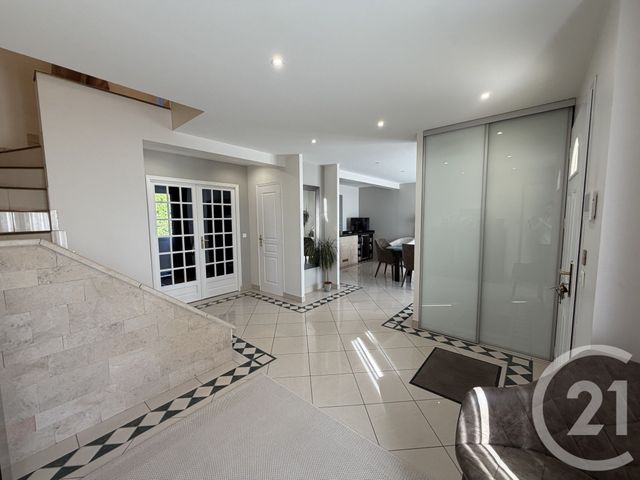 Maison &agrave; vendre - 6 pi&egrave;ces - 120,49 m2 - Claye Souilly - 77 - ILE-DE-FRANCE
