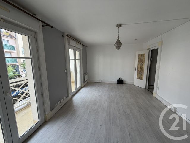 Appartement F1 &agrave; vendre - 1 pi&egrave;ce - 32,88 m2 - Claye Souilly - 77 - ILE-DE-FRANCE