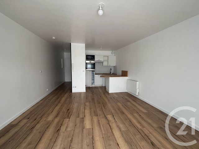 Appartement Studio &agrave; louer - 1 pi&egrave;ce - 32,55 m2 - Claye Souilly - 77 - ILE-DE-FRANCE