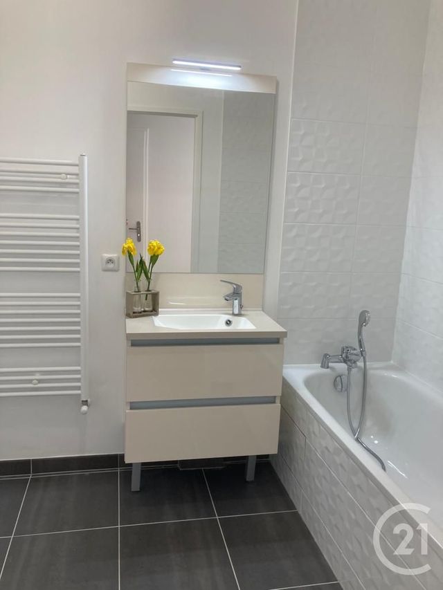Appartement F2 &agrave; louer - 2 pi&egrave;ces - 41,81 m2 - Lagny Sur Marne - 77 - ILE-DE-FRANCE