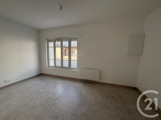 Maison &agrave; louer - 3 pi&egrave;ces - 63,94 m2 - Claye Souilly - 77 - ILE-DE-FRANCE