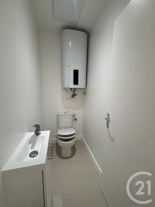 Appartement F3 &agrave; louer - 3 pi&egrave;ces - 62,72 m2 - Le Mesnil Amelot - 77 - ILE-DE-FRANCE
