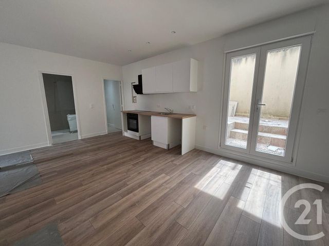 Appartement F3 &agrave; louer - 3 pi&egrave;ces - 62,72 m2 - Le Mesnil Amelot - 77 - ILE-DE-FRANCE