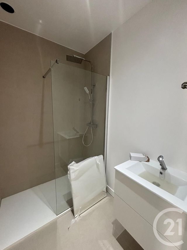 Appartement F3 &agrave; louer - 3 pi&egrave;ces - 62,72 m2 - Le Mesnil Amelot - 77 - ILE-DE-FRANCE