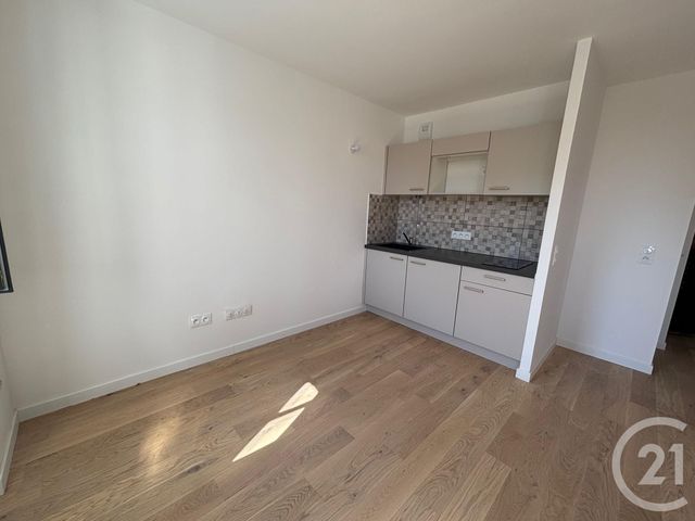 Appartement F1 &agrave; louer - 1 pi&egrave;ce - 29,26 m2 - Juilly - 77 - ILE-DE-FRANCE