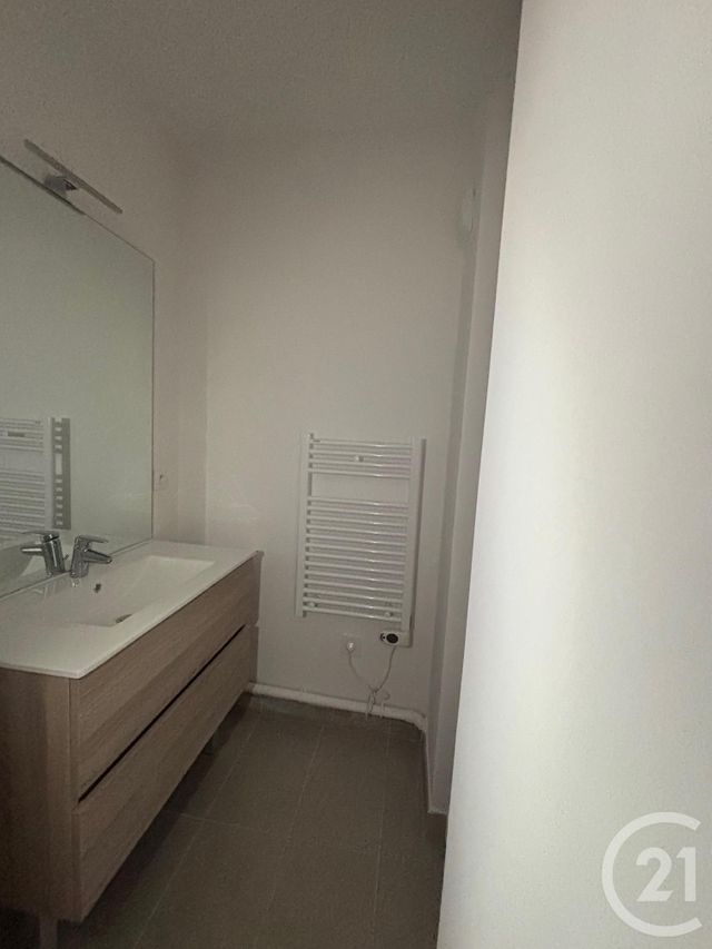Appartement F1 &agrave; louer - 1 pi&egrave;ce - 29,26 m2 - Juilly - 77 - ILE-DE-FRANCE