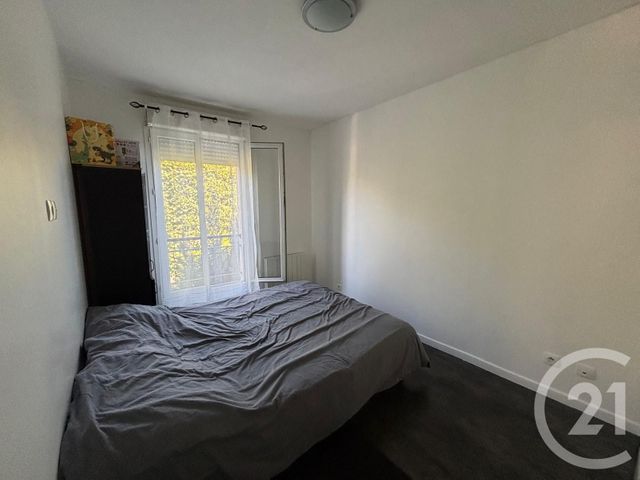 Appartement F3 &agrave; louer - 3 pi&egrave;ces - 50,48 m2 - Livry Gargan - 93 - ILE-DE-FRANCE