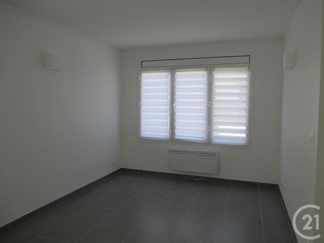 Appartement F4 &agrave; louer - 4 pi&egrave;ces - 72,81 m2 - Annet Sur Marne - 77 - ILE-DE-FRANCE