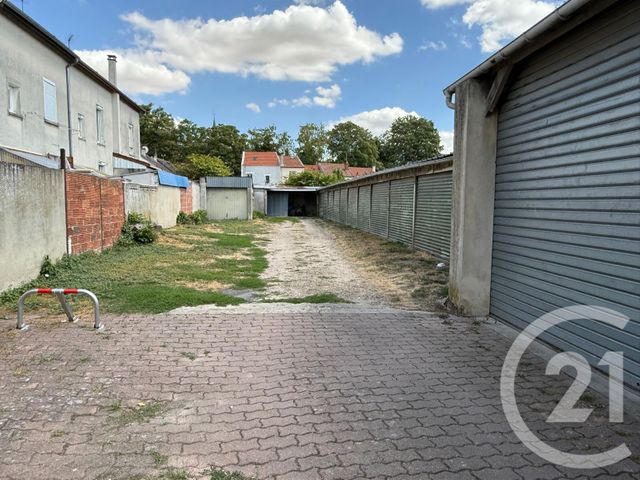 parking - MITRY MORY - 77