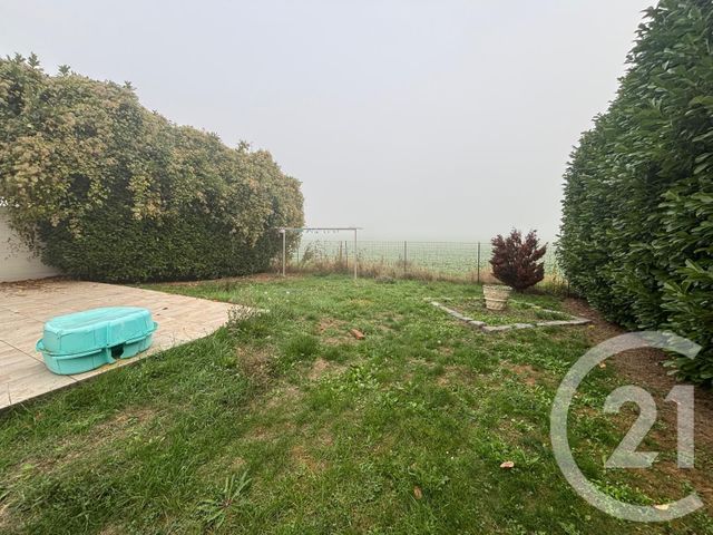 Maison &agrave; louer - 4 pi&egrave;ces - 88,48 m2 - Le Plessis Aux Bois - 77 - ILE-DE-FRANCE