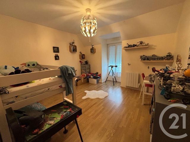 Maison &agrave; louer - 4 pi&egrave;ces - 88,48 m2 - Le Plessis Aux Bois - 77 - ILE-DE-FRANCE