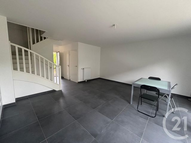 Maison &agrave; louer - 4 pi&egrave;ces - 85,50 m2 - Claye Souilly - 77 - ILE-DE-FRANCE