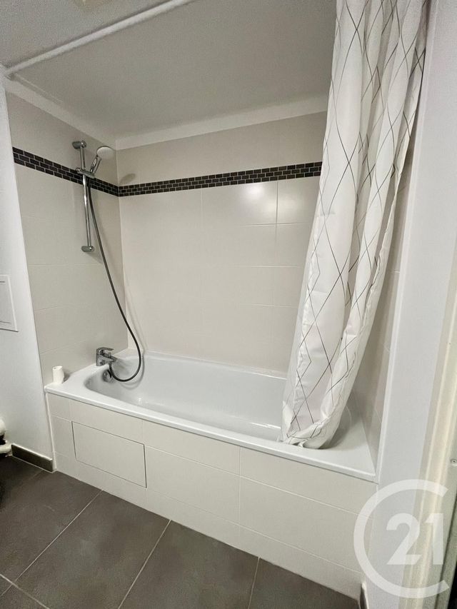 Appartement F4 &agrave; vendre - 4 pi&egrave;ces - 81,60 m2 - Claye Souilly - 77 - ILE-DE-FRANCE