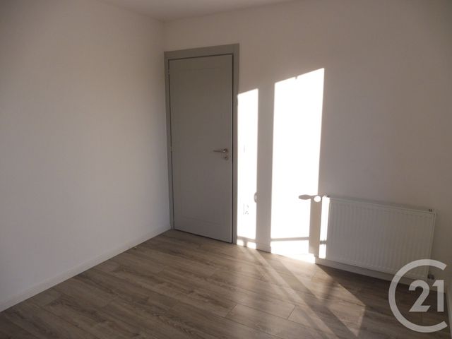 Appartement F2 &agrave; louer - 2 pi&egrave;ces - 40,85 m2 - Moussy Le Neuf - 77 - ILE-DE-FRANCE