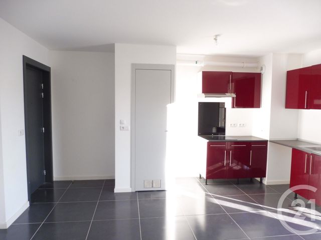 Appartement F2 &agrave; louer - 2 pi&egrave;ces - 40,85 m2 - Moussy Le Neuf - 77 - ILE-DE-FRANCE