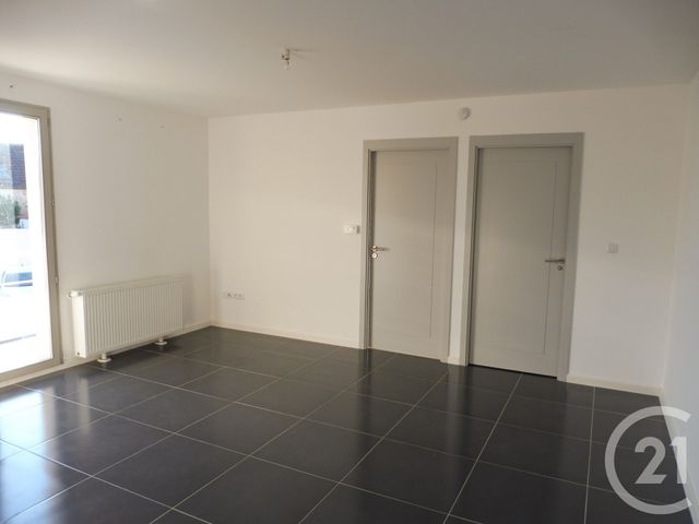 Appartement F2 &agrave; louer - 2 pi&egrave;ces - 40,85 m2 - Moussy Le Neuf - 77 - ILE-DE-FRANCE