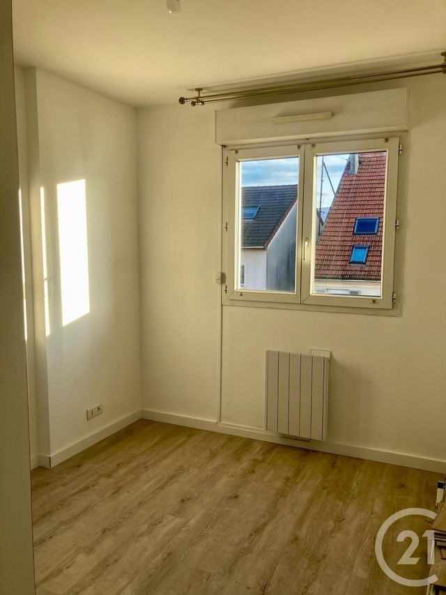 Appartement F2 &agrave; louer - 2 pi&egrave;ces - 44,31 m2 - Claye Souilly - 77 - ILE-DE-FRANCE