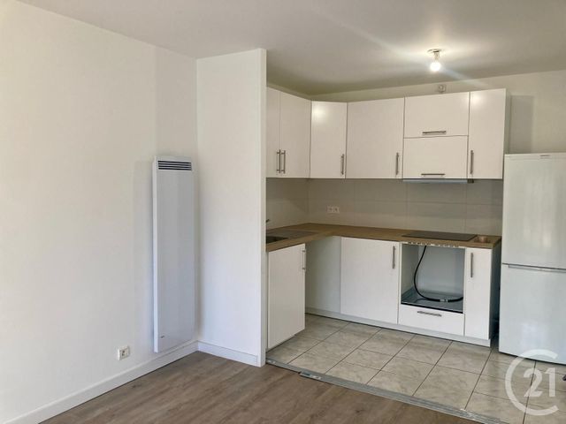 Appartement F2 &agrave; louer - 2 pi&egrave;ces - 44,31 m2 - Claye Souilly - 77 - ILE-DE-FRANCE