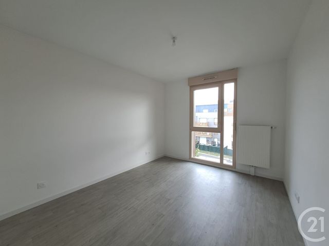 Appartement F3 &agrave; louer - 3 pi&egrave;ces - 59,37 m2 - Claye Souilly - 77 - ILE-DE-FRANCE