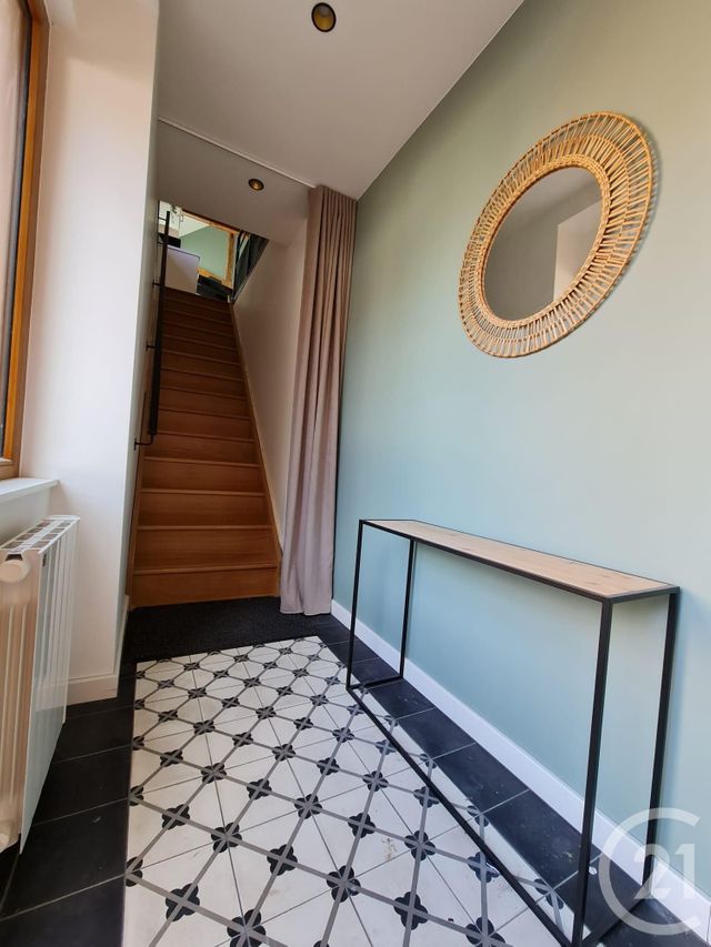 Appartement Duplex &agrave; louer - 2 pi&egrave;ces - 40,02 m2 - Eckwersheim - 67 - ALSACE