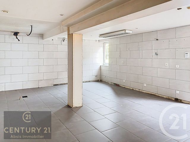 Local commercial à louer - 119.39 m2 - 67 - Bas-Rhin