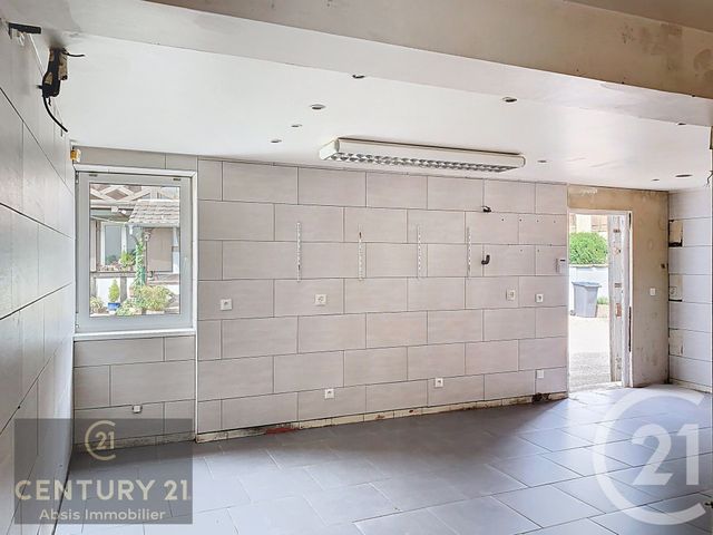 Local commercial à louer - 119.39 m2 - 67 - Bas-Rhin