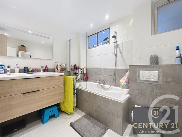 Appartement F3 bis &agrave; vendre - 4 pi&egrave;ces - 74 m2 - Mundolsheim - 67 - ALSACE