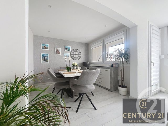 Appartement F3 bis &agrave; vendre - 4 pi&egrave;ces - 74,30 m2 - Mundolsheim - 67 - ALSACE
