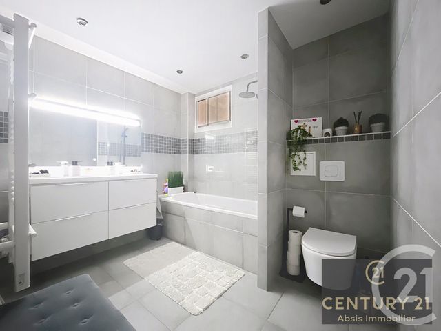 Appartement F3 bis &agrave; vendre - 4 pi&egrave;ces - 74,30 m2 - Mundolsheim - 67 - ALSACE