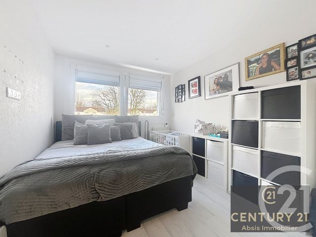 Appartement F3 bis &agrave; vendre - 4 pi&egrave;ces - 74,30 m2 - Mundolsheim - 67 - ALSACE