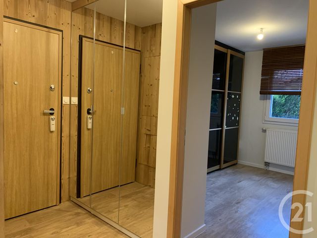 Appartement F4 &agrave; louer - 4 pi&egrave;ces - 106,40 m2 - Vendenheim - 67 - ALSACE