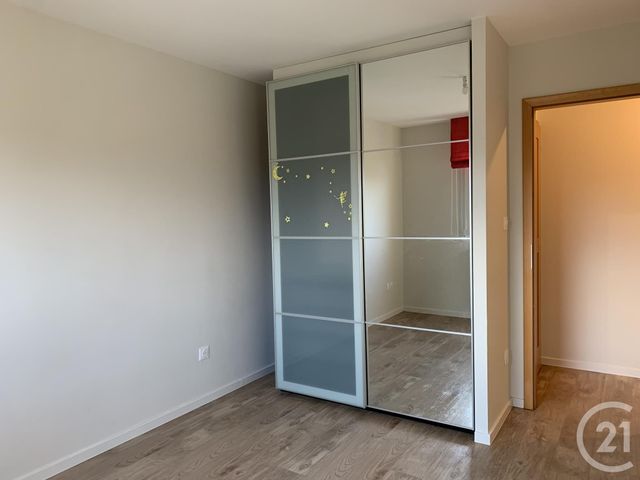 Appartement F4 &agrave; louer - 4 pi&egrave;ces - 106,40 m2 - Vendenheim - 67 - ALSACE