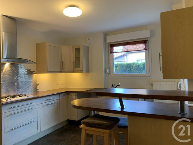 Appartement F4 &agrave; louer - 4 pi&egrave;ces - 106,40 m2 - Vendenheim - 67 - ALSACE