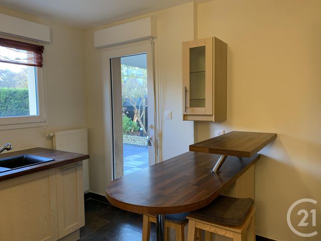 Appartement F4 &agrave; louer - 4 pi&egrave;ces - 106,40 m2 - Vendenheim - 67 - ALSACE